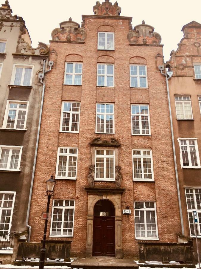 Old Town Super Apartment Ogarna Gdansk Bagian luar foto